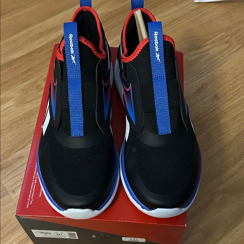 Reebok Black and Blue Lite Spinner Shoes